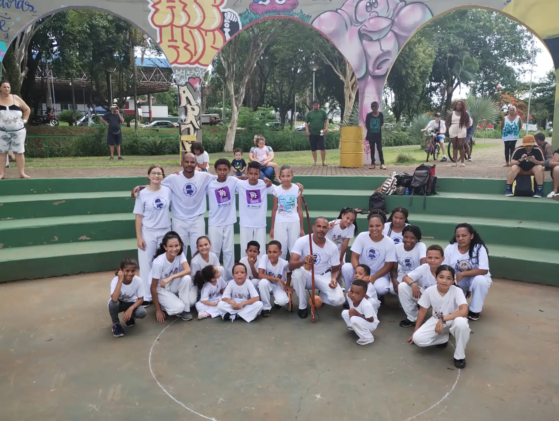 alunos e professores em atividade